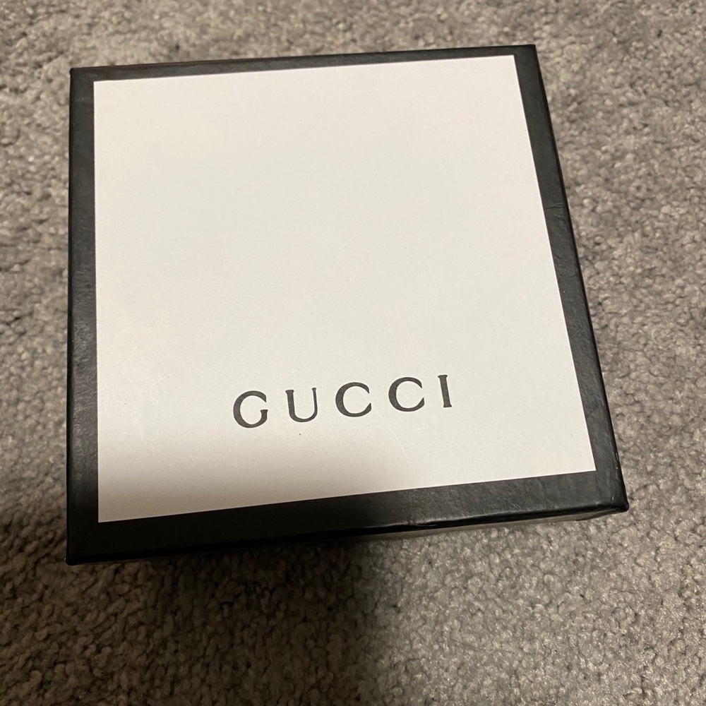 Gucci box